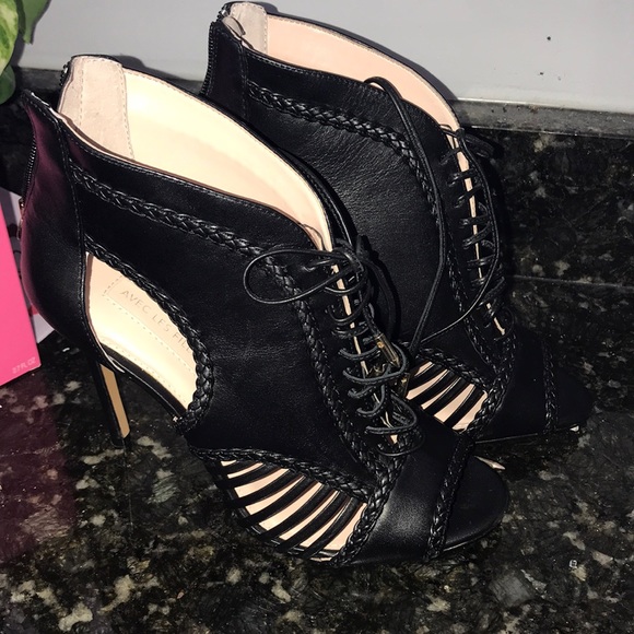 Woman size 7.5 sizes - Picture 4 of 6